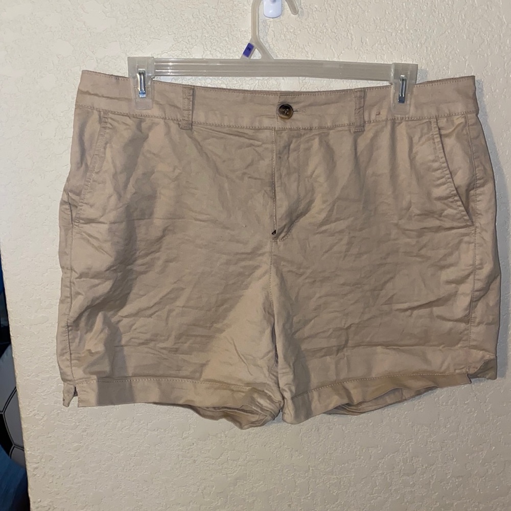 Old Navy Everyday High Rise shorts.